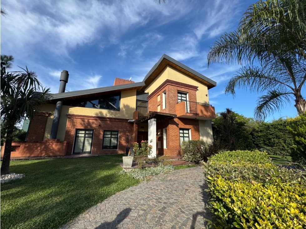 Vendo Casa en La Soñada Concepción del Uruguay, Entre Ríos - 1