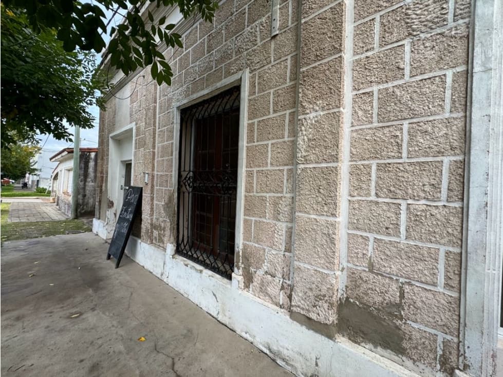 Vendo Casa y Local en San Justo, Entre Ríos. - 1