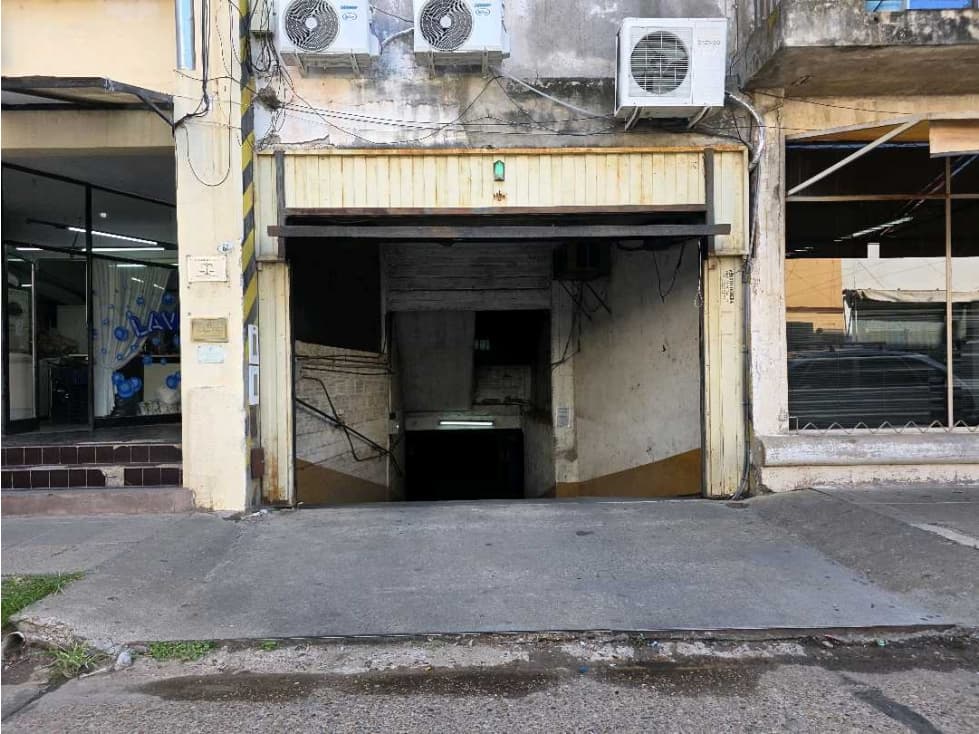 Vendo Cochera en el centro de Concepción del Uruguay Entre Ríos - 1