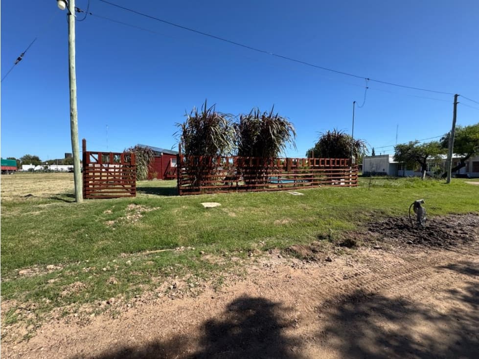 Vendo Quincho con Pileta en Villa Mantero, Entre Ríos. - 1
