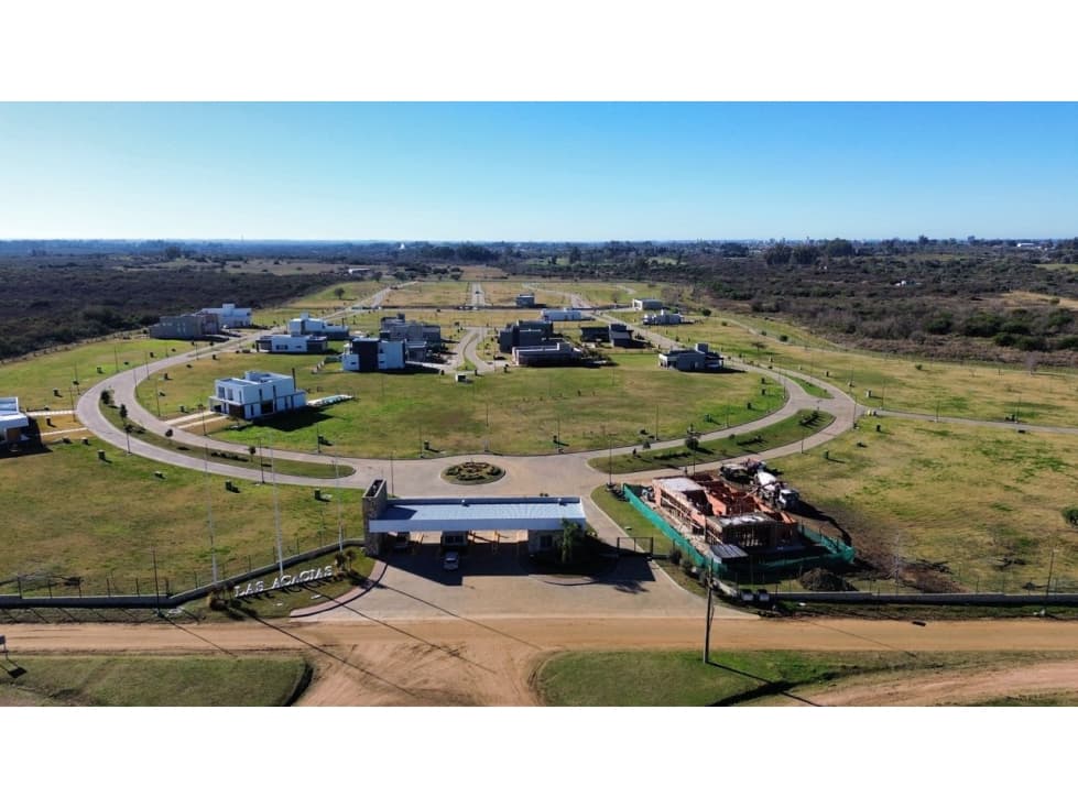 Vendo Terrenos en Las Acacias, Concepción del Uruguay, Entre Ríos. - 1