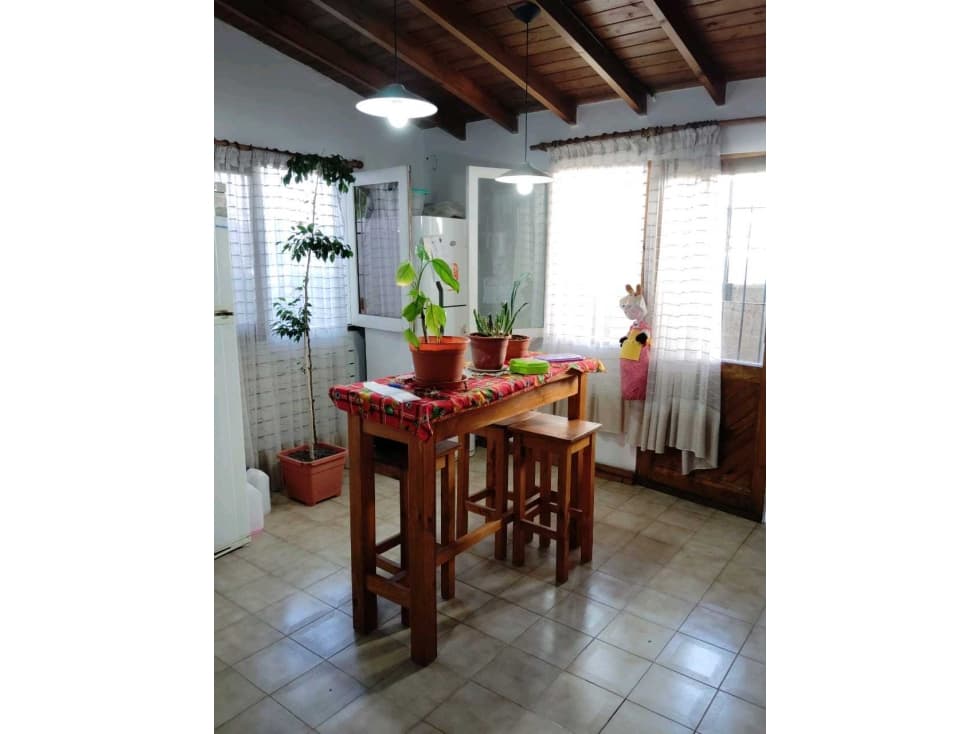 VENTA DE CASA EN BARRIO AERONAÚTICA, LAS HERAS- MZA. - 1