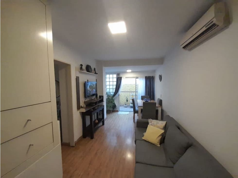 Venta Departamento Tres Ambientes Con Patio - Colegiales - 1
