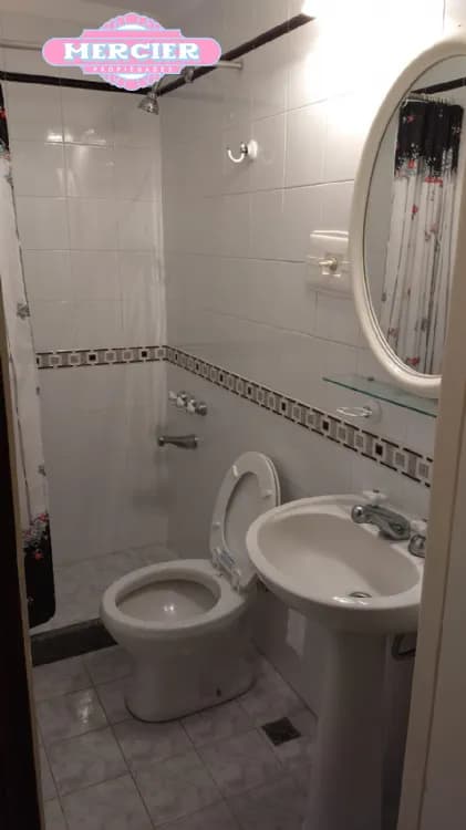 Chalet en Alquiler Temporario Zona I de Miramar. Estado Excelente. 6 Habitaciones. 4 Baños. Temporada Verano 2025 - 2