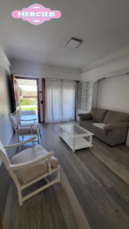 Chalet en Alquiler Temporario Zona I de Miramar. Estado Muy Bueno. 4 Habitaciones. 3 Baños. Temporada Verano 2025 - 1