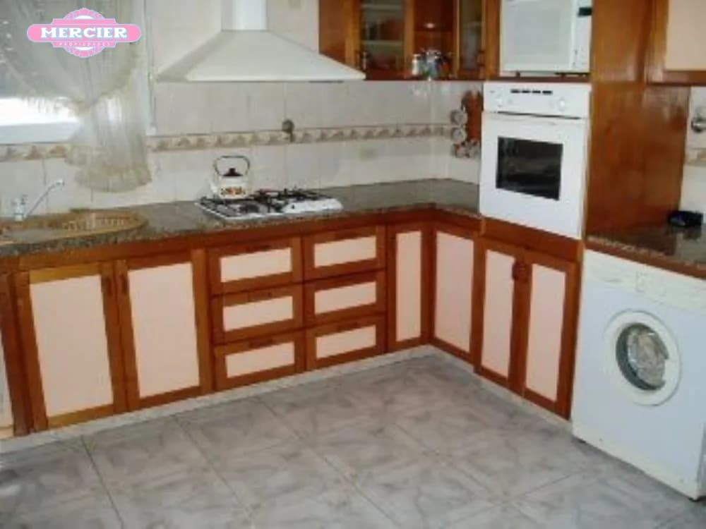 Chalet en Alquiler Temporario Zona IV de Miramar. Estado Muy Bueno. 5 Habitaciones. 4 Baños. Temporada Verano 2025 - 2