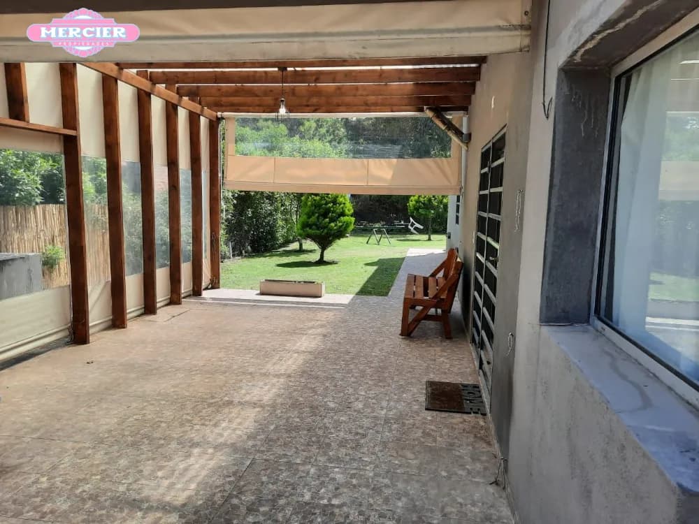 Chalet en Venta Las Lomas de Miramar. Estado Muy Bueno. 3 Habitaciones. 2 Baños. Apto Crédito - 2