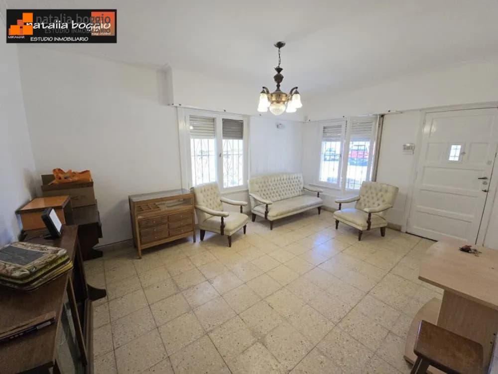 PH en Venta Zona III de Miramar. Estado Bueno. 2 Habitaciones. 1 Baño. Apto Crédito - 2