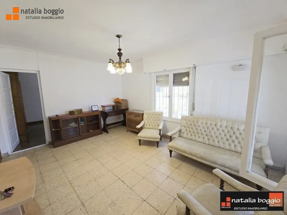 PH en Venta Zona III de Miramar. Estado Bueno. 2 Habitaciones. 1 Baño. Apto Crédito - 1