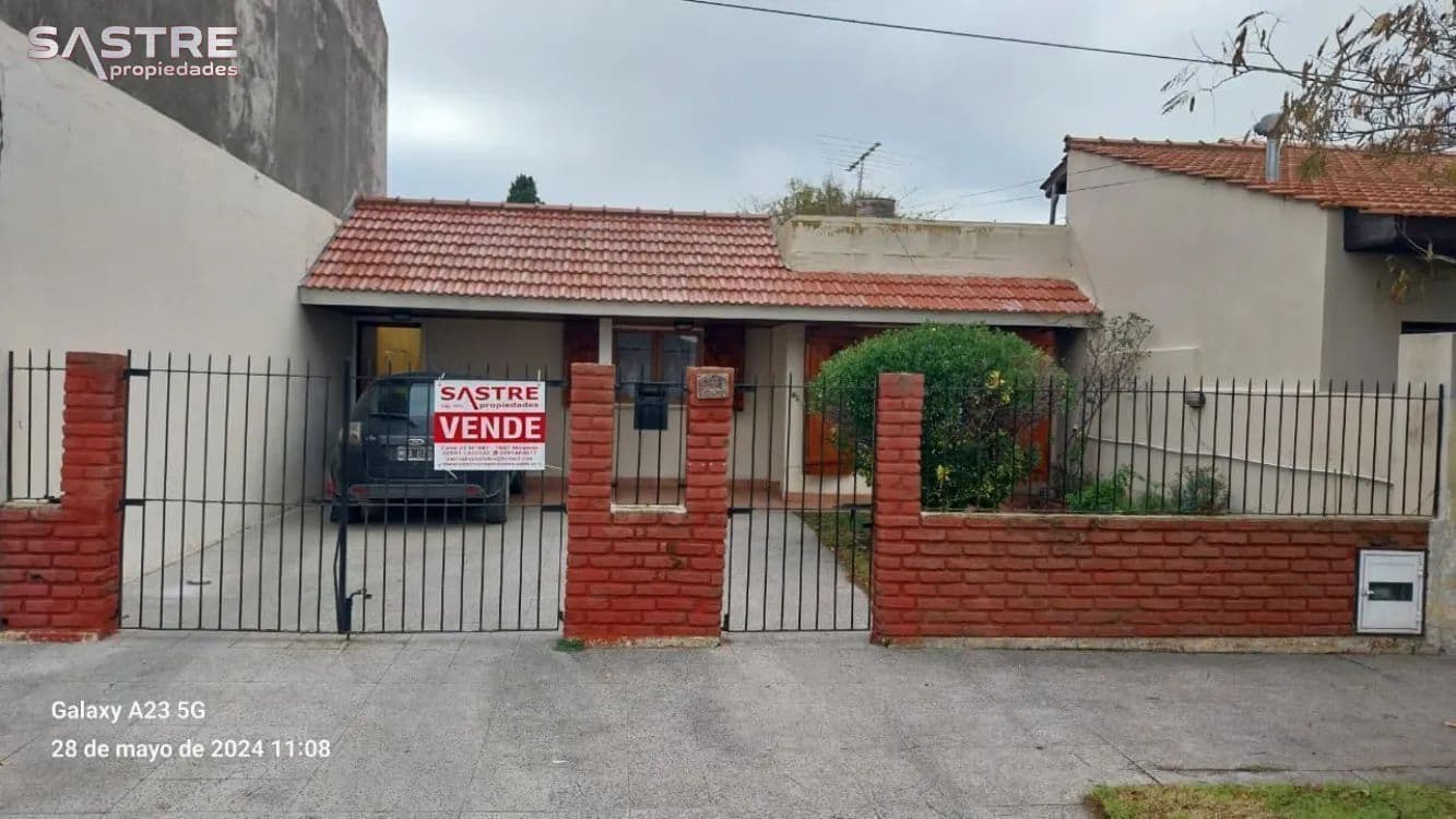 Chalet en Venta Zona III de Miramar. Estado Muy Bueno. 2 Habitaciones. 1 Baño. - 1