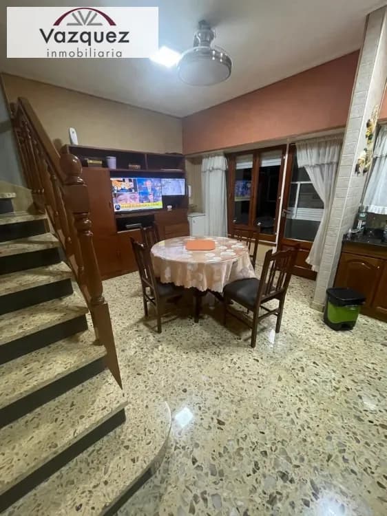 Chalet en Venta Zona II de Miramar. Estado Muy Bueno. 2 Habitaciones. 2 Baños. Apto Crédito - 2