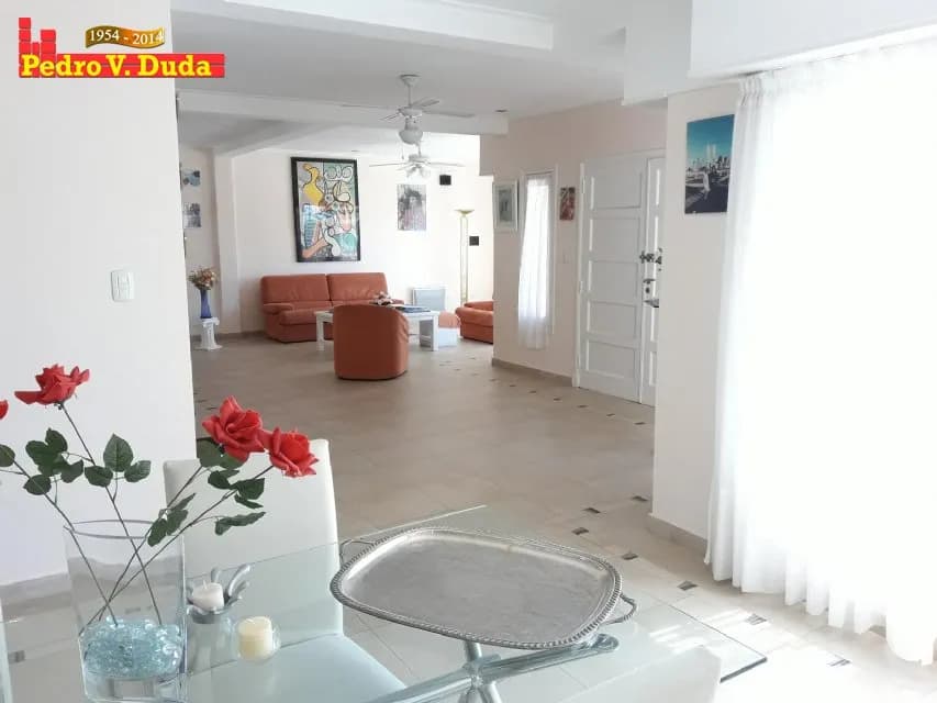 Chalet en Venta Zona IV de Miramar. Retasado a U$S 350000. - 2