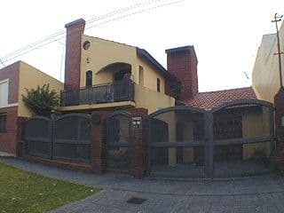 calle 42, 2295. (140y141) 2200 - Building Inmobiliaria - 1