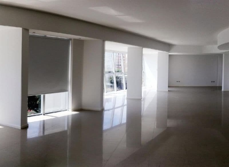 Plaza Italia e/ 7 y Diag. 74 100 - Building Inmobiliaria - 1