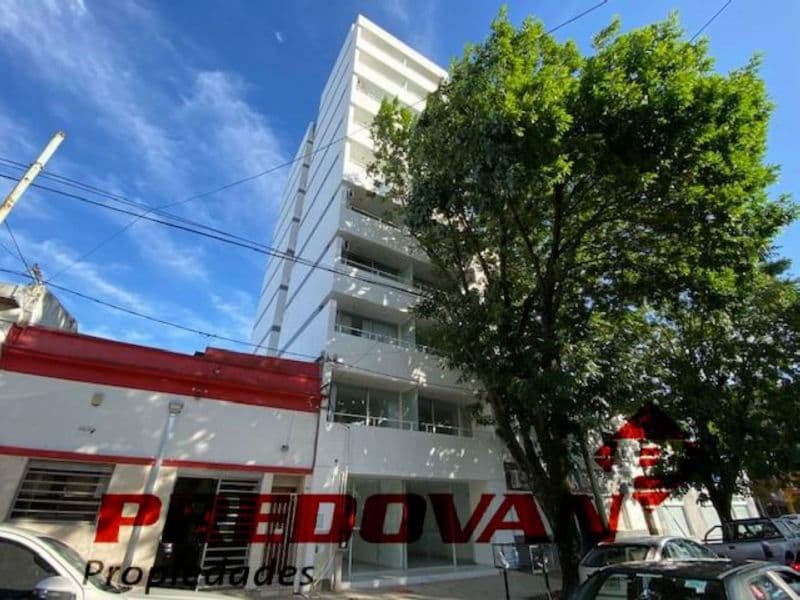 42 e/ 13 y 14 900 - Predovan Propiedades - 1