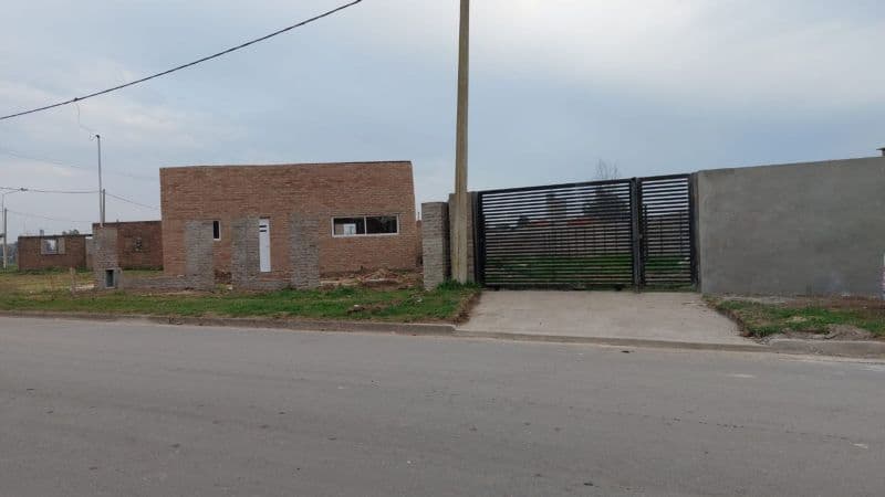 LISANDRO DE LA TORRE - Pinar Inmobiliaria - 1