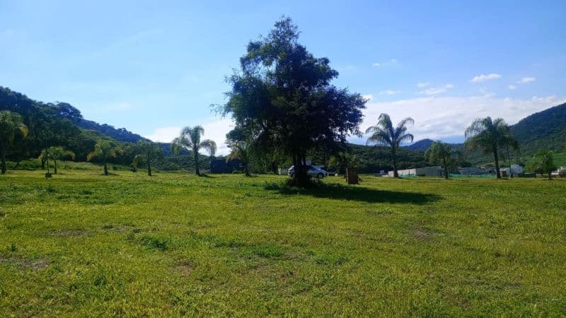 El Portico 00 - Acres Bienes Raíces - 1