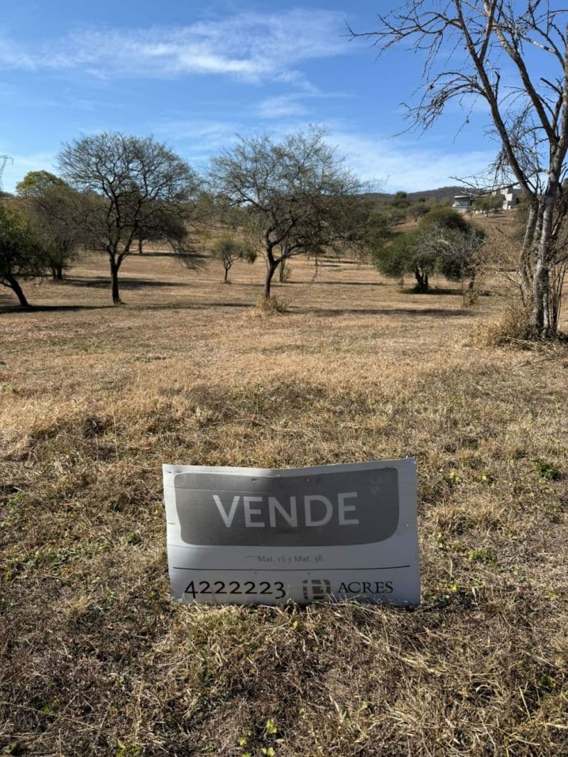 Las Cañadas 00 - Acres Bienes Raíces - 1