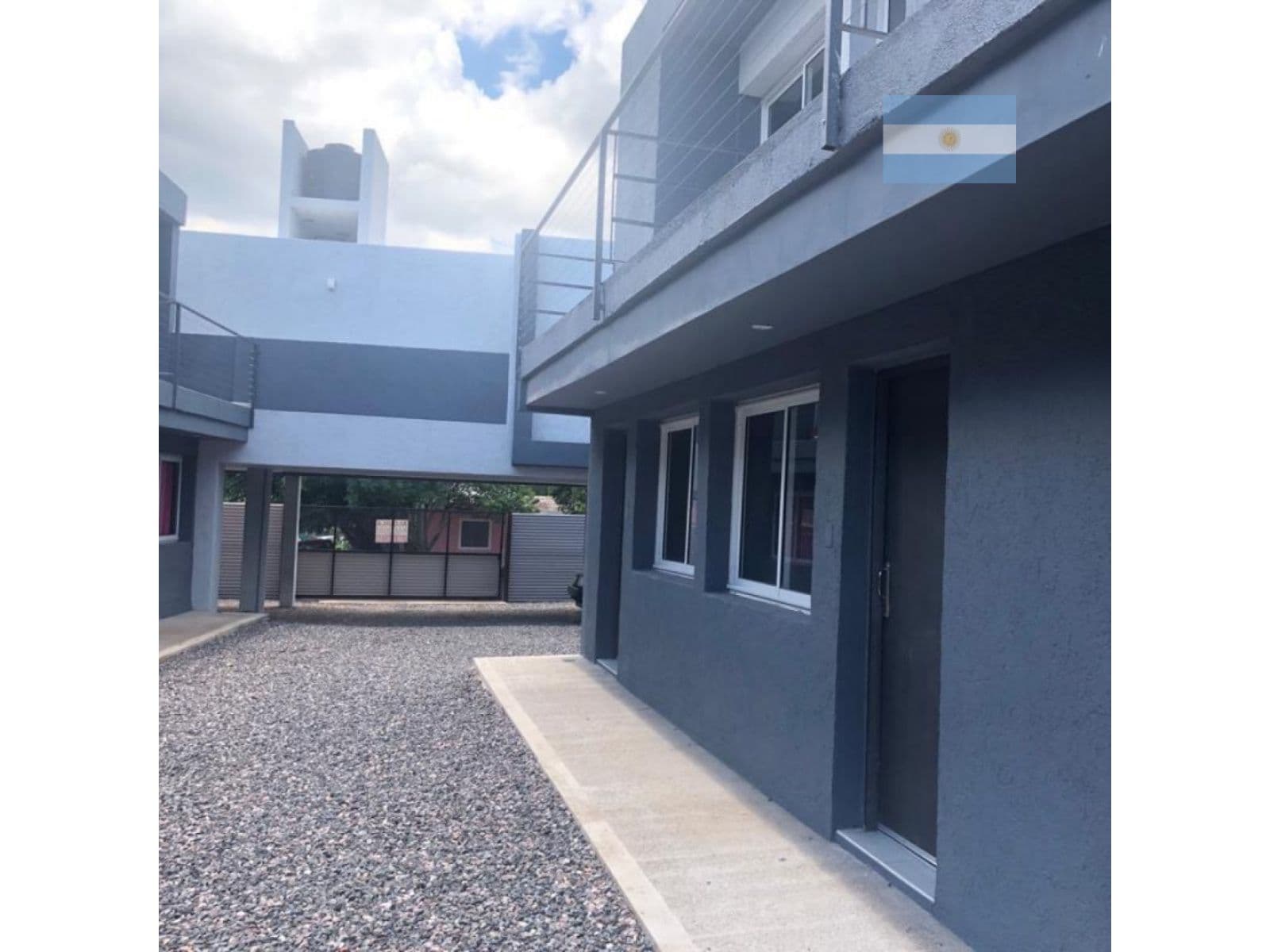 HERMOSO DUPLEX EN VENTA EN CUESTA COLORADA - 1