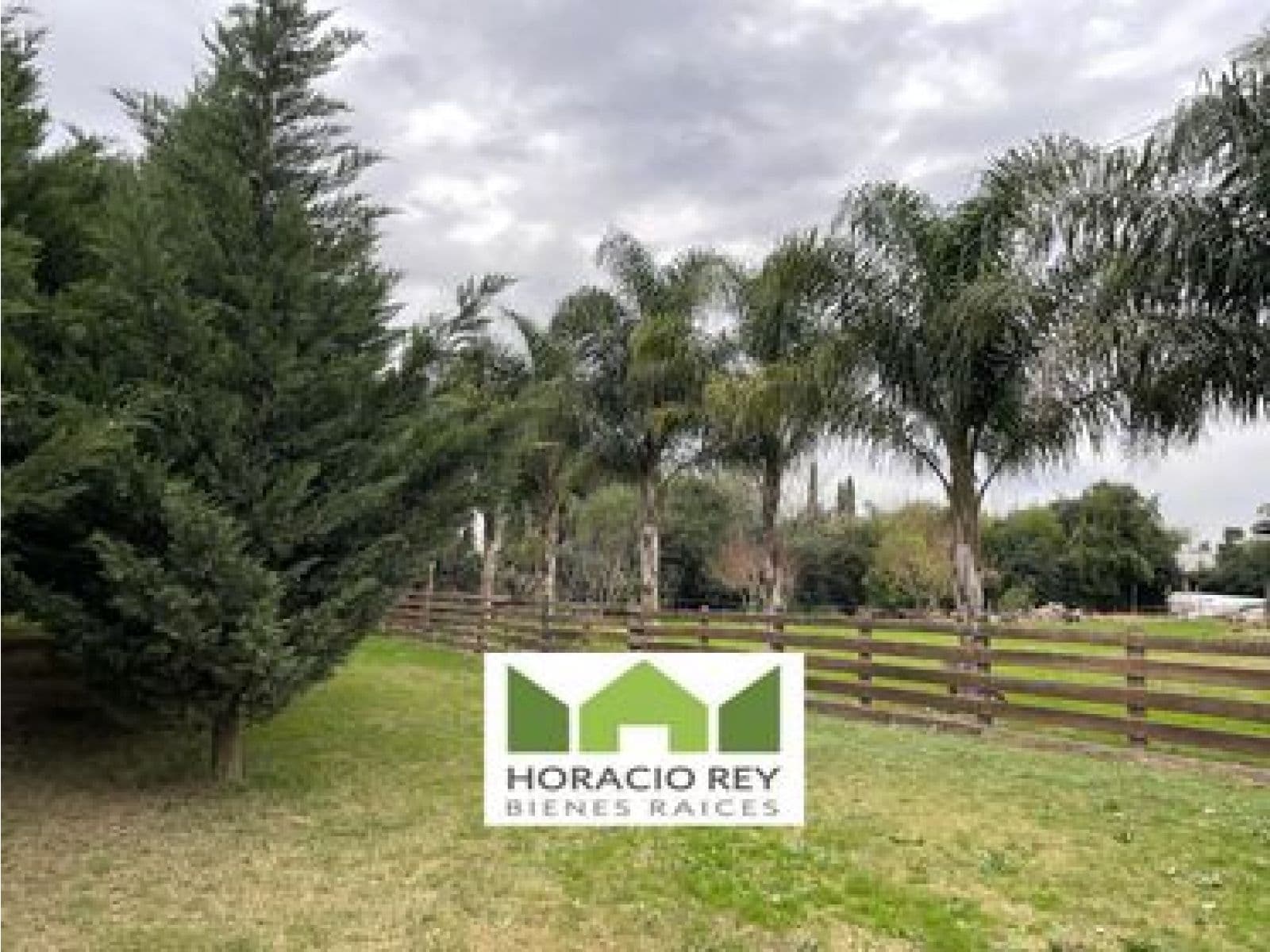 Lote ubicado en el Barrio Sanchez Espuelas - 15 x 50 - 1