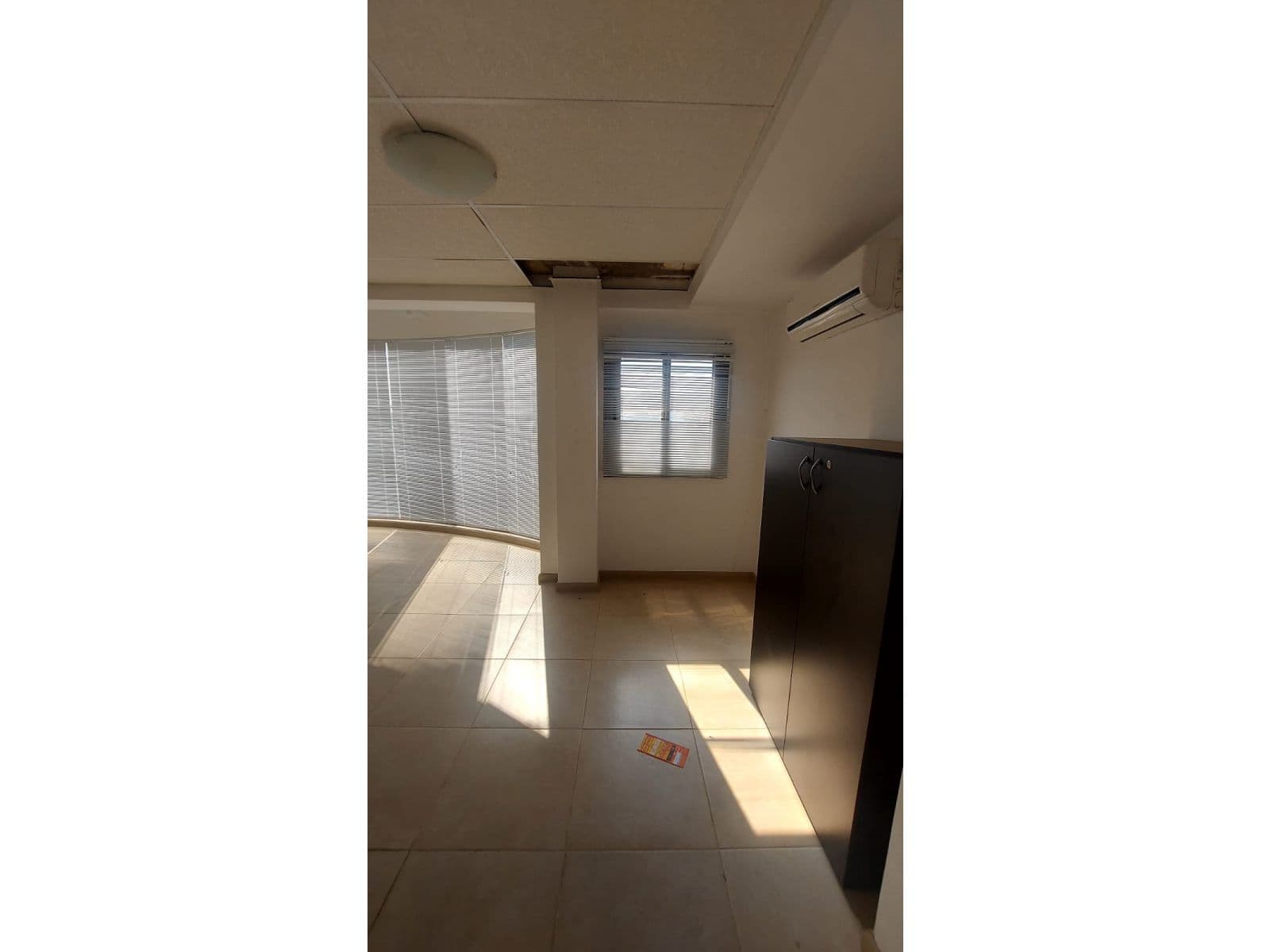 Oficina Moderna en Venta - Posadas Centro, Misiones - 1