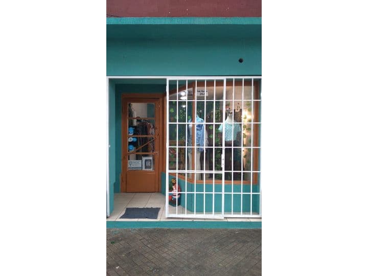 Local comercial céntrico - 1