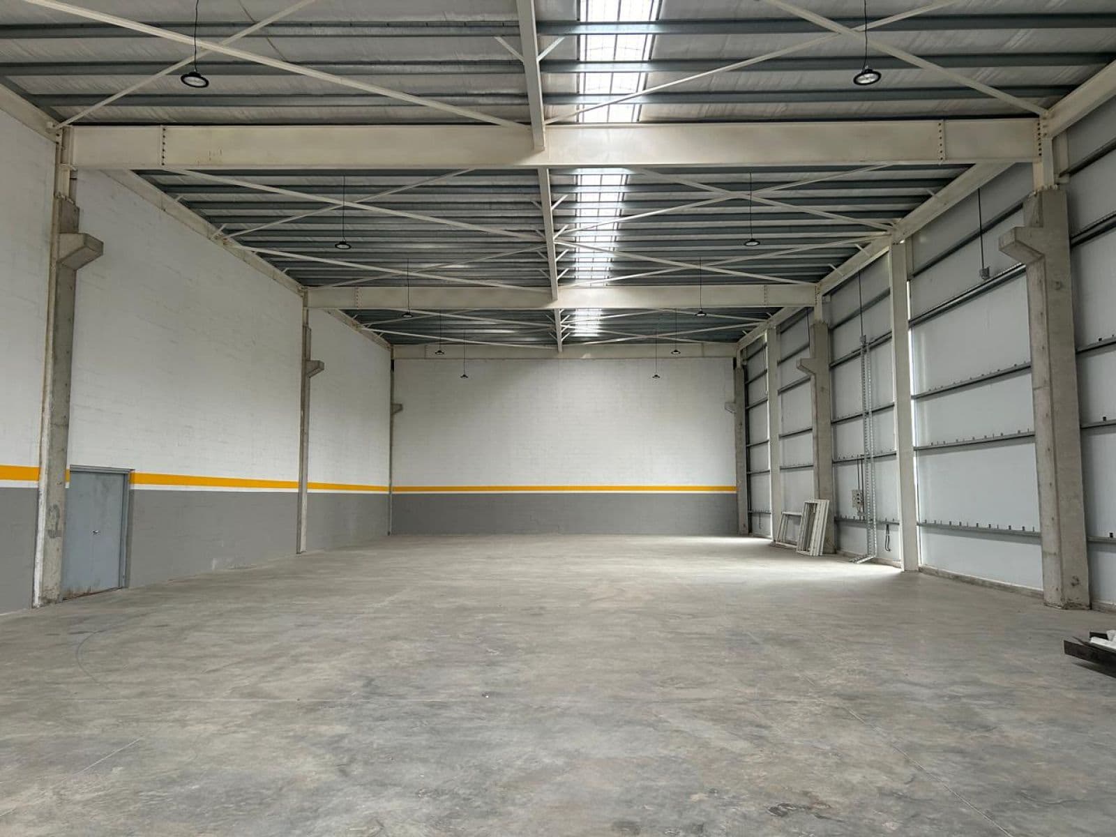 Nave 500 m² - Ciudad Industria - 1