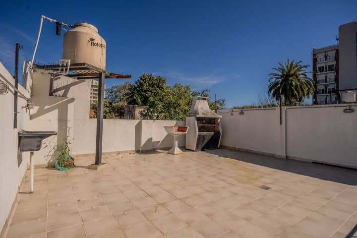 PH 3 AMBIENTES. REFACCIONADO 100%. TERRAZA CON PARRILLA. ENTREPISO - 2