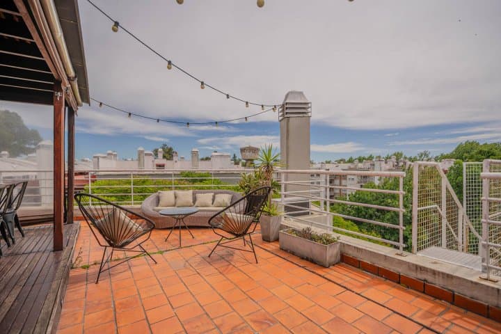 EN VENTA. EL TALAR DE MARTINEZ. 3 AMBS. QUINCHO Y TERRAZA PROPIOS. COCHERA. - 1