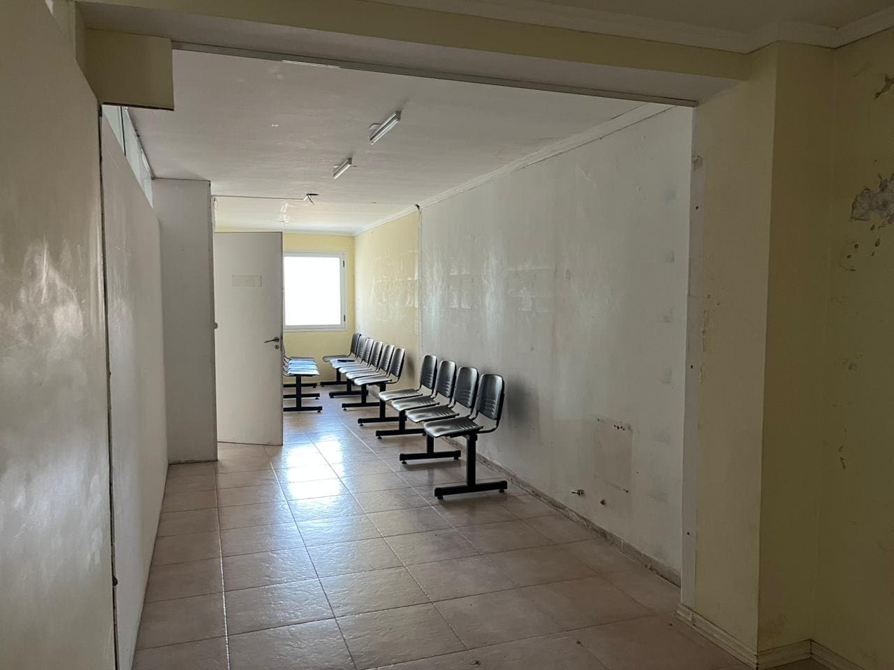 Oficina en venta, centro de Pinamar, Financación, Oportunidad, Av. Shaw y Constitución - 1