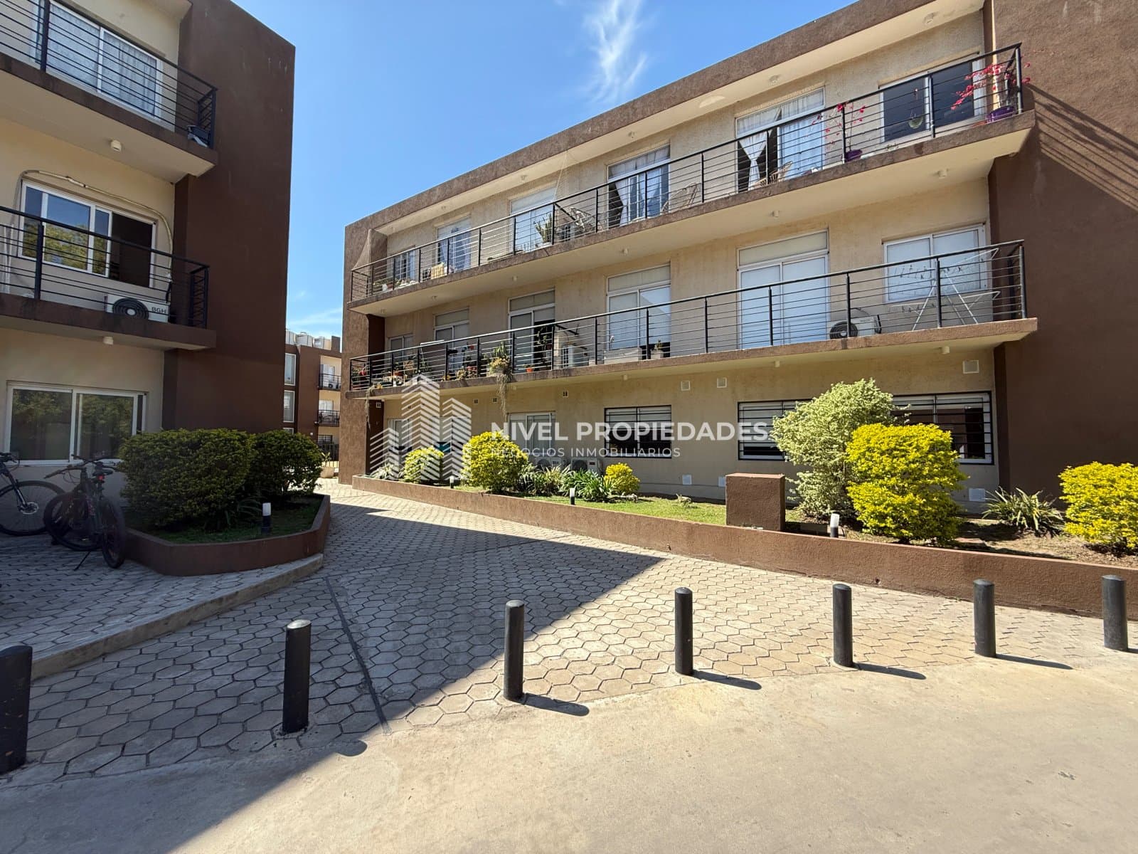 DEPARTAMENTO 2 AMB EN BARRIO &amp;quot;LA PALMERA&amp;quot; - MORENO - 1