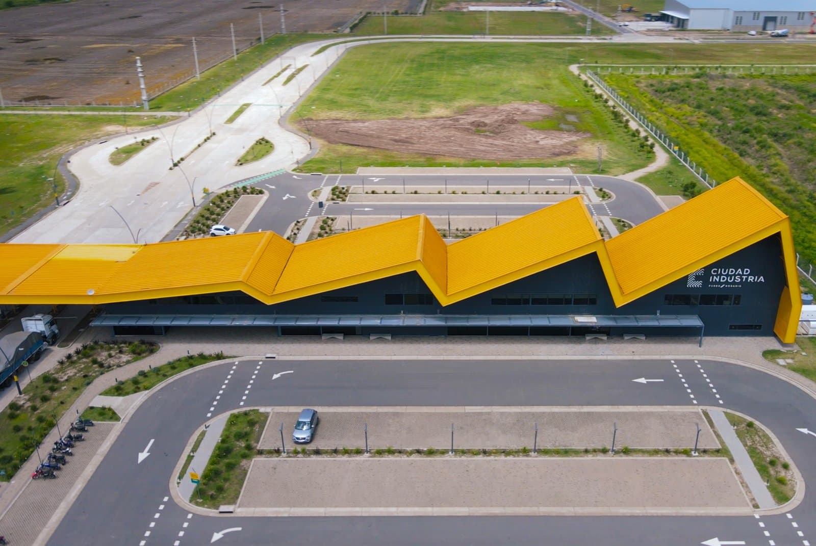 Nave 1.000 m² - Ciudad industria - 1