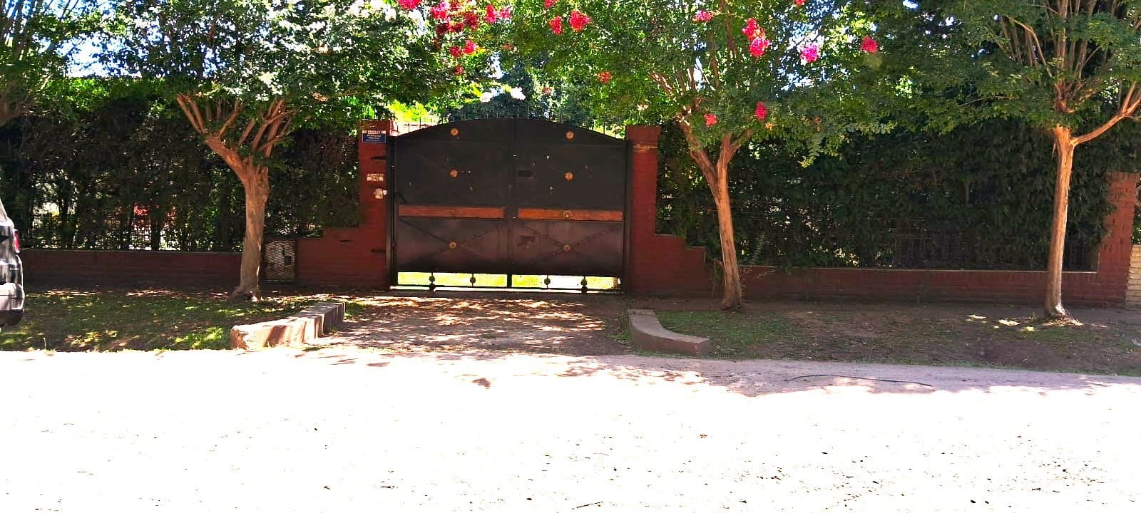 CASAQUINTA EN VENTA EN FCO. ALVAREZ, SON TRES LOTES JUNTOS, DOS SON ADYASENTES Y UNO EN MARTILLO CON DOBLE ENTRADA 2055 M2 - 1