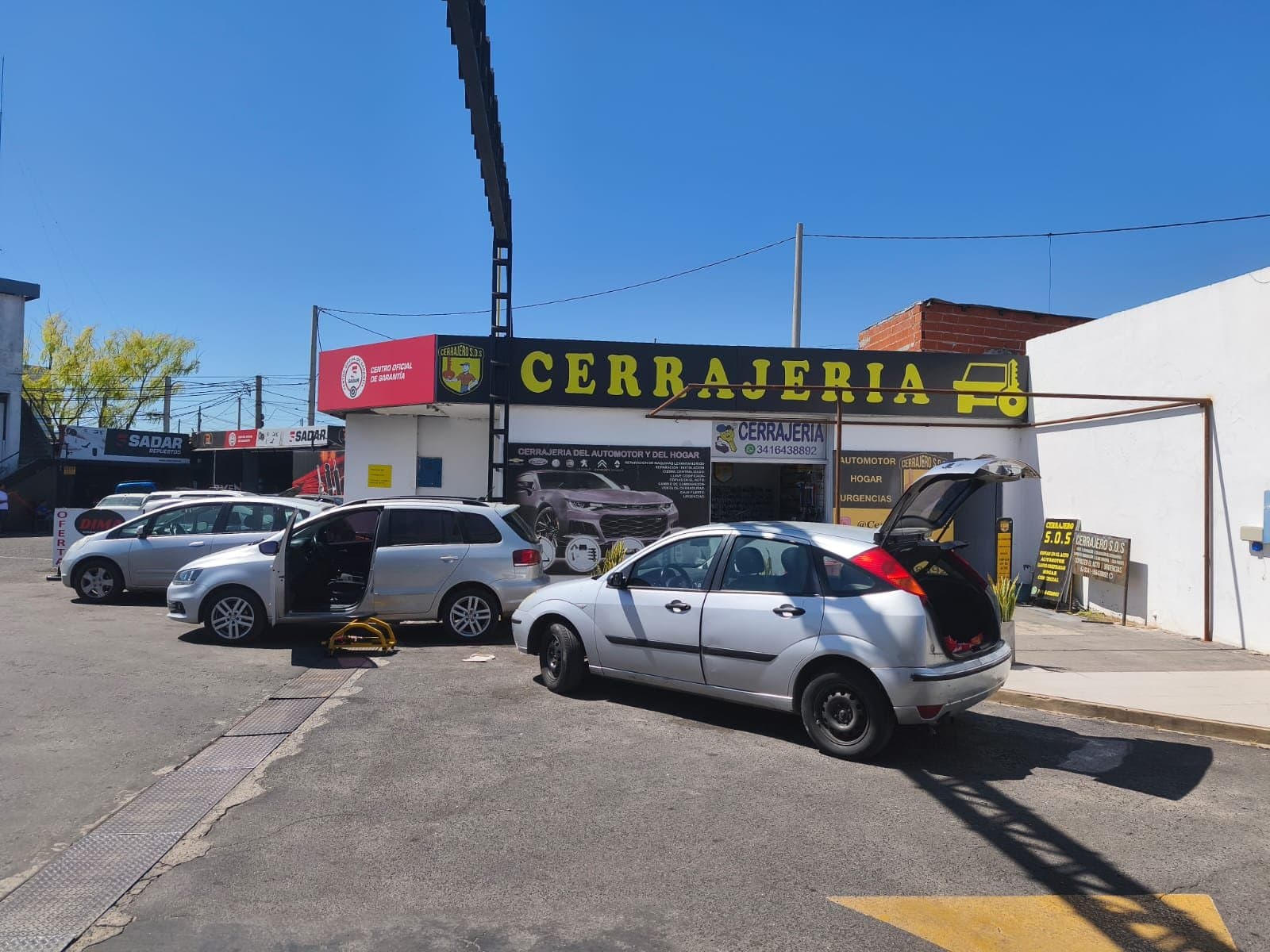 Cerrajeria del automotor y hogar en Ovidio Lagos al 3900 - 1