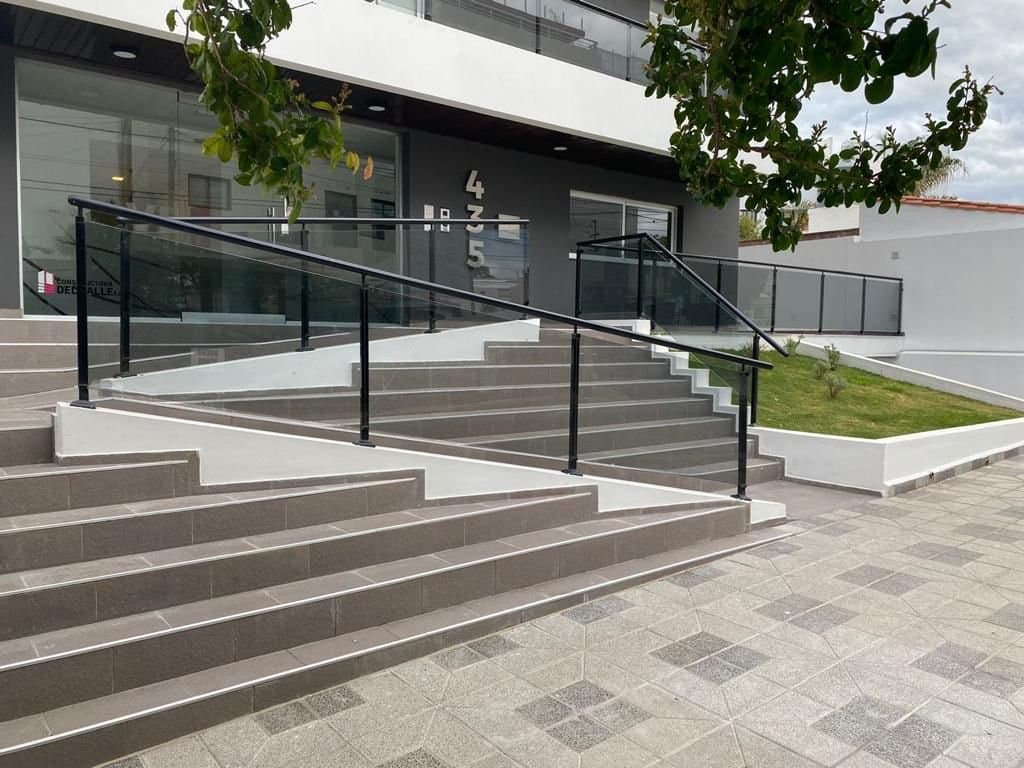 ALQUILER DPTO 1 DORM AMOBLADO CON BALCON Y COCHERA - 1