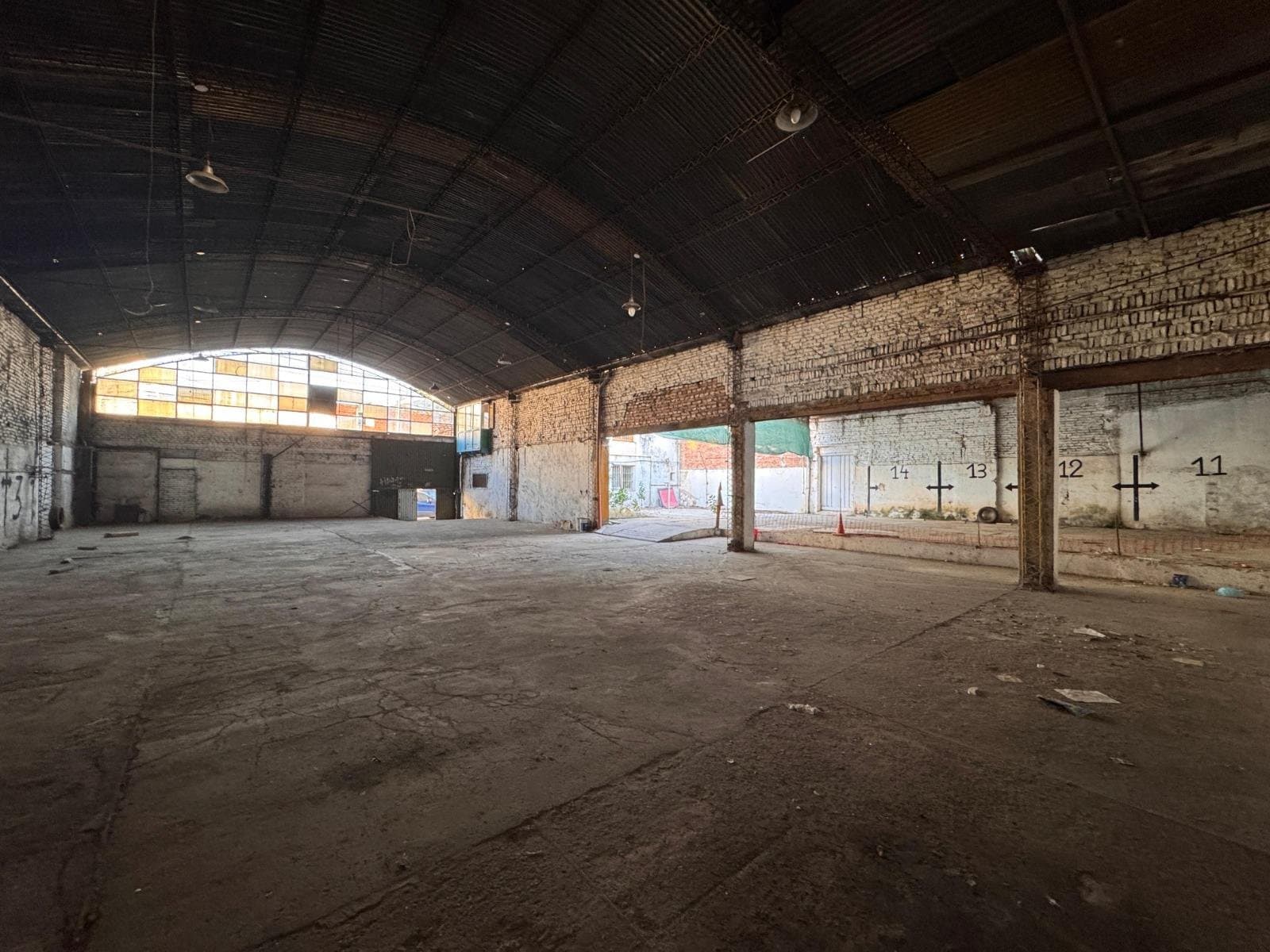 OPORTUNIDAD GALPON Ideal para Logística, Almacenamiento, Taller en Alto Alberdi - 1