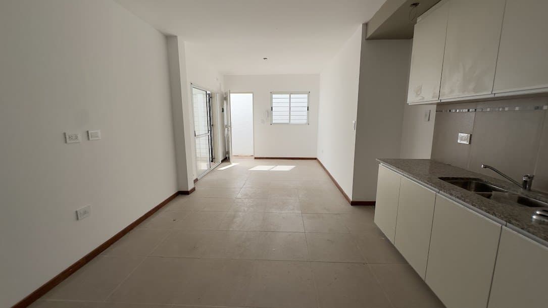 Nuevo Ingreso en Venta: PB a estrenar con patio… las mejores se eligen primero - 1