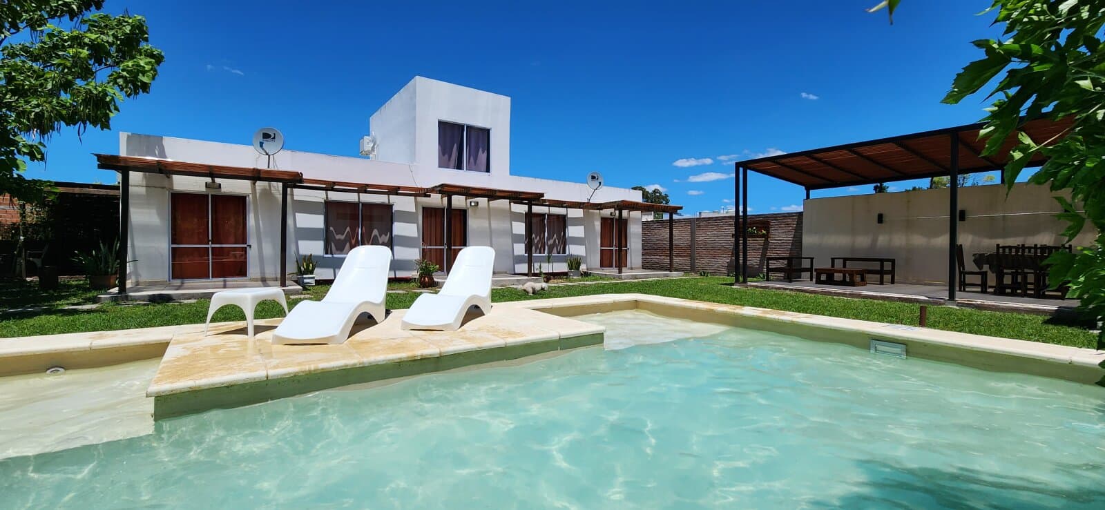 Complejo de departamento tipo duplex- Renta asegurada- Entre Rios- Acepta permuta! - 1