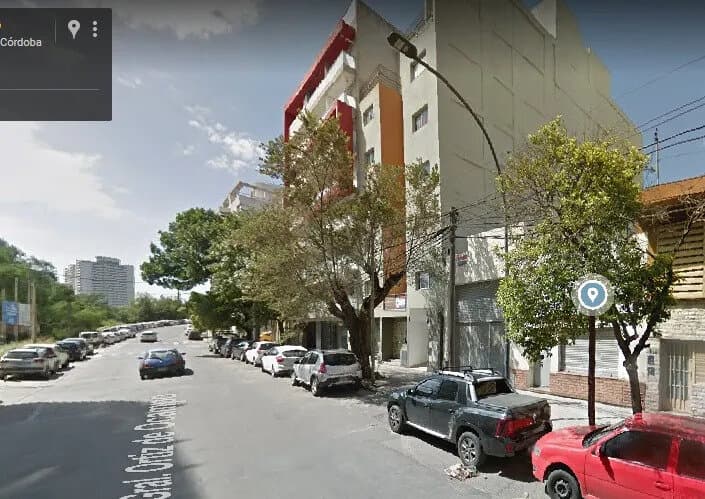 Vendo Excelente Galpón De 300 Mts 2 En Bv Ocampo 300. Mar... - 1