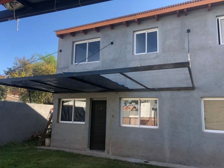 Vendo 2 Dúplex de 2 dormitorios  ,Centro De Villa Allende. - 1