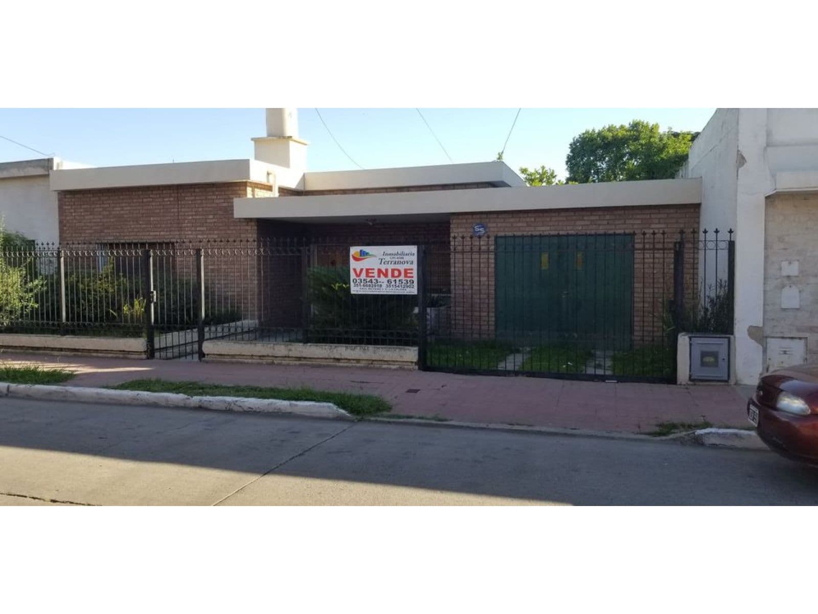 VENDO CASA CENTRICA EN EL CENTRO DE LA CALERA - CORDOBA - 1