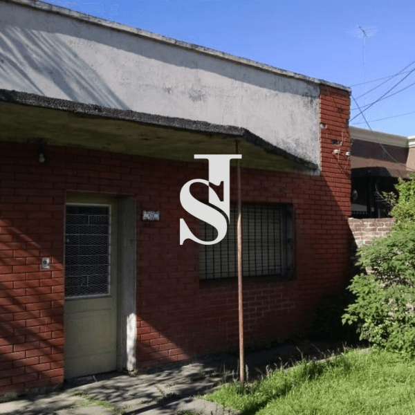 OPORTUNIDAD¡¡¡¡ Casa en Venta en lujan - 1