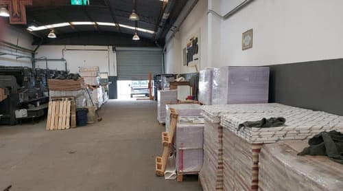 Excelente Galpón Con Entrada Para Camión, Sin Columnas!! - 1