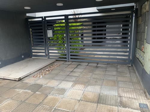 Cochera En Venta En Moron - 1