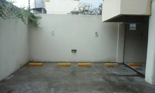 Oportunidad!! Se Venden 2 Cocheras Amplias. - 1