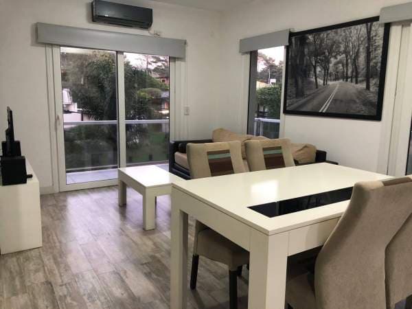 Valeria del Mar| Marina Hubac 311 dept 1A - 1