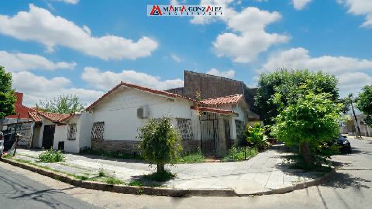 Chalet en Venta Ramos Mejia / La Matanza (A108 8210) - 1