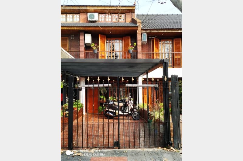 Triplex en Venta Haedo / Moron (B145 667) - 1