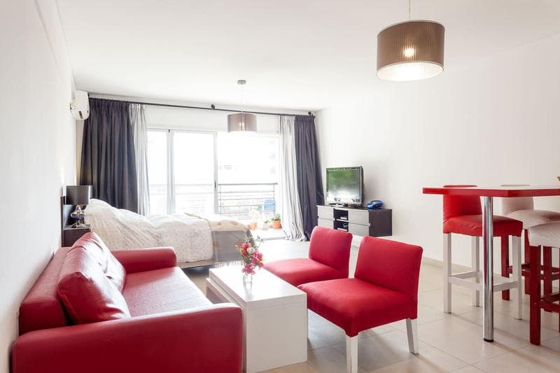 Departamento Monoambiente en Alquiler en Tigre con Balcón y Cochera - 1