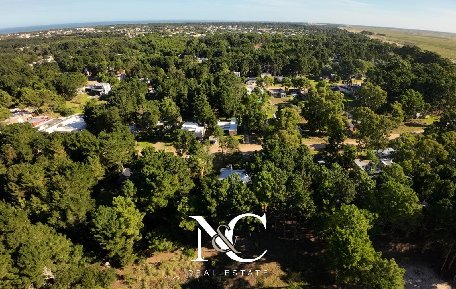 Terreno en venta en Costa Esmeralda - 1